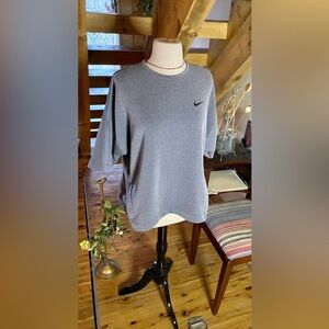 Nike Back Mesh Insert Sweatshirt Size Small